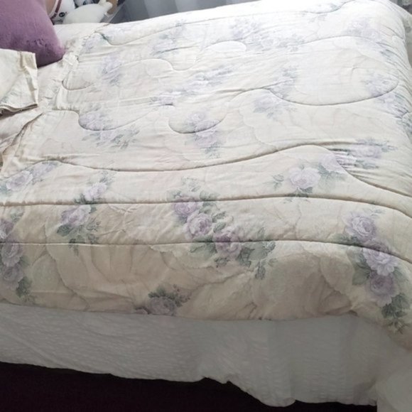 REVERSIBLE BEDDING TWIN- Floral and Cream W large pillow case - Picture 4 of 12